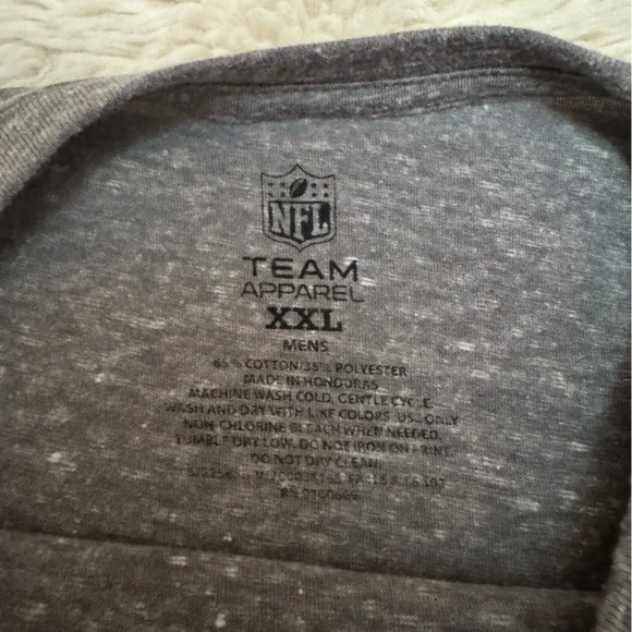 NFL Colts men’s gray short sleeve tshirt team apparel with horseshoe on front - Picture 2 of 4